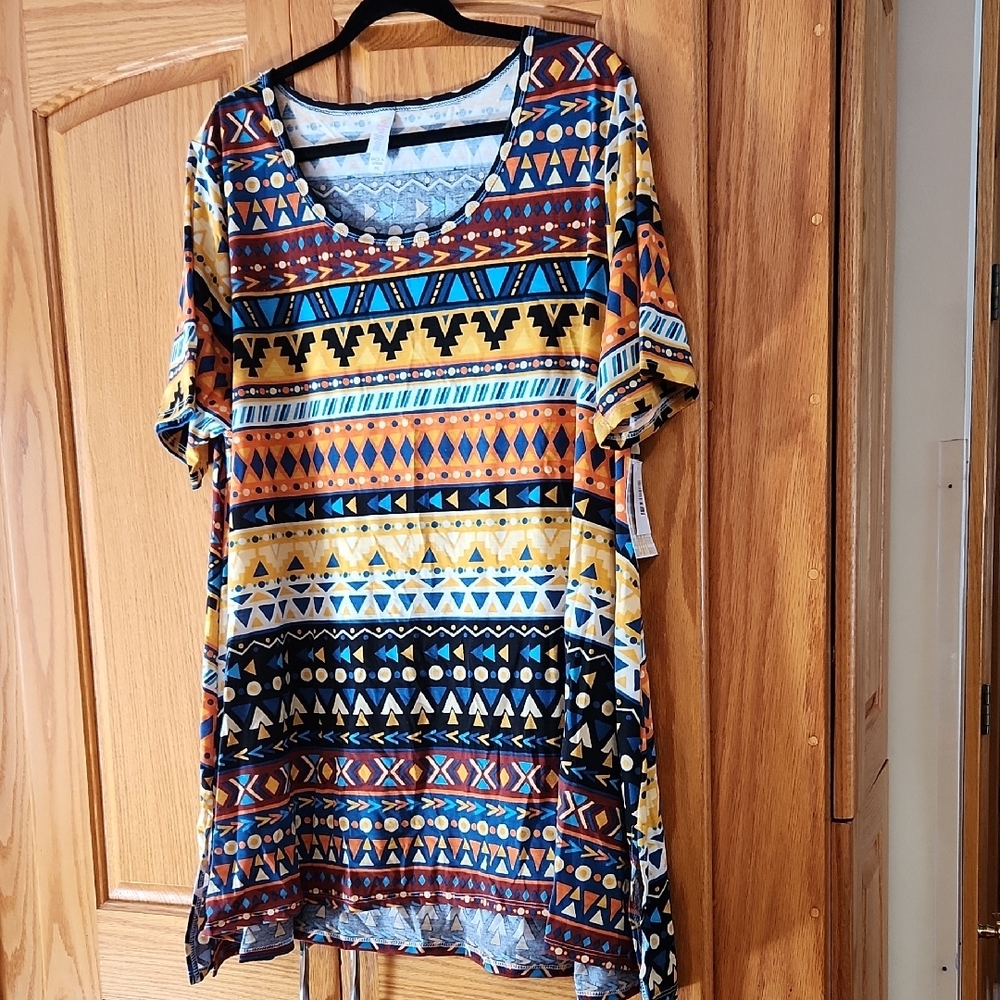 LuLaRoe Blue and Orange Relaxed Short Sleeve Tunic